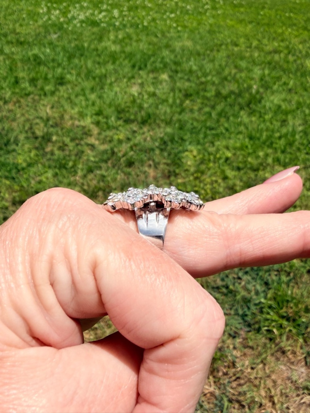 Vintage 90’s Camille Lucie Sparkling Crystal Cluster Statement Ring - Picture 5 of 11